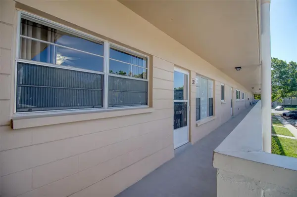 2436 RHODESIAN DR #32, Clearwater, FL 33763