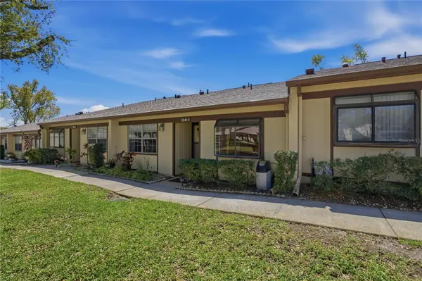 11241 DOLLAR LAKE DR #4, Port Richey, FL 34668