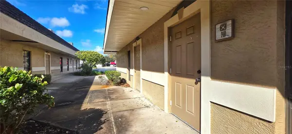 2323 CURLEW RD #7B, Dunedin, FL 34698