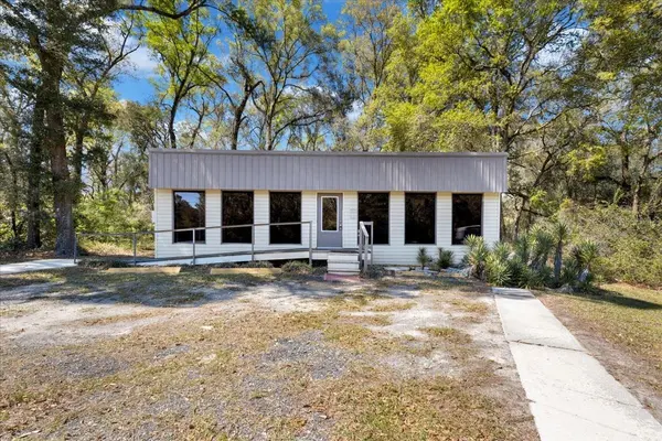16648 NW US HIGHWAY 19, Trenton, FL 32693