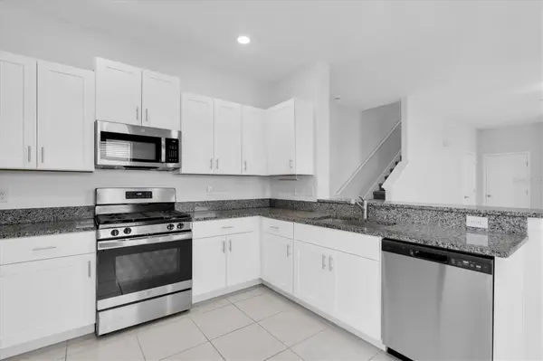 8299 BIRCH HAVEN LN, New Port Richey, FL 34655