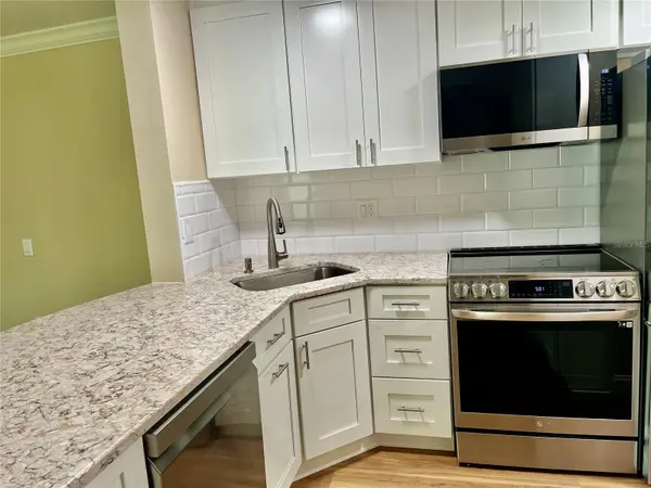 1423 PINE GLEN LN #H2, Tarpon Springs, FL 34688