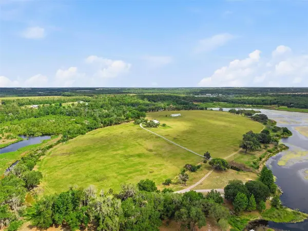 18610 TOWNSEND HOUSE RD, Dade City, FL 33523