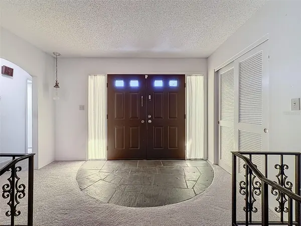 9811 WOODSTOCK LN, Port Richey, FL 34668