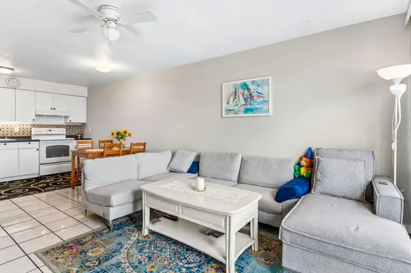 4363 TAHITIAN GARDENS CIR #B, Holiday, FL 34691