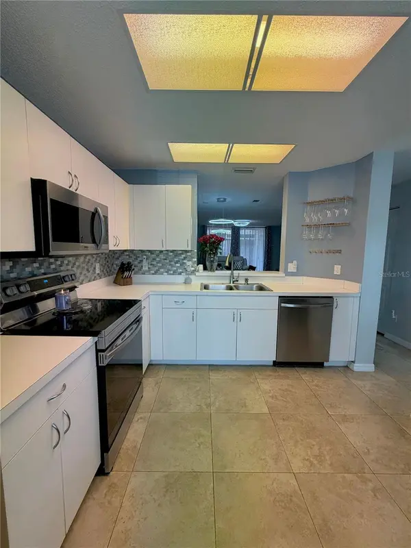 2122 CLOVER HILL RD, Palm Harbor, FL 34683
