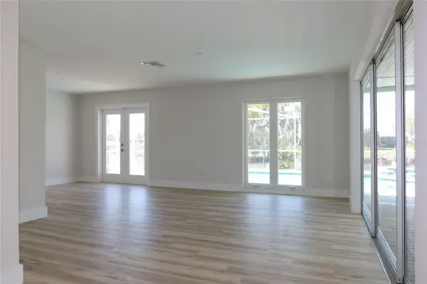 4240 FLORAMAR TER, New Port Richey, FL 34652