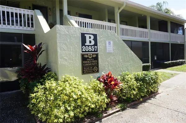 20857 HAULOVER CV #B14, Lutz, FL 33558