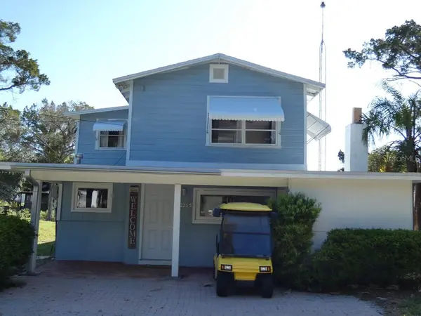 2215 S HUNT PT, Crystal River, FL 34429
