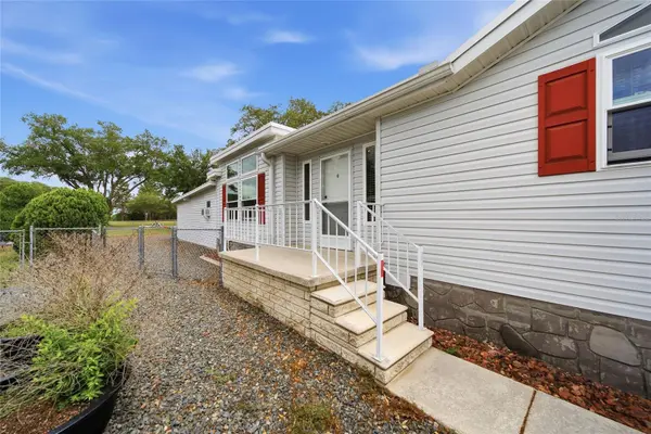 8401 WEATHERFORD AVE, Brooksville, FL 34613