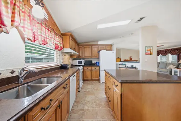 8401 WEATHERFORD AVE, Brooksville, FL 34613