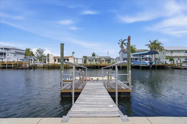 13902 BARNARD AVE, Hudson, FL 34667