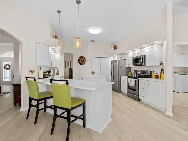 9182 TARLETON CIR, Weeki Wachee, FL 34613