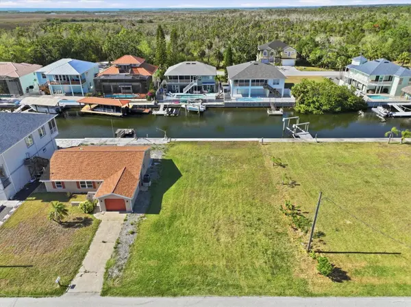 7429 HATTERAS DR, Hudson, FL 34667