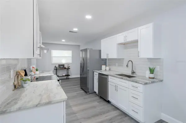 1815 DRIFTWOOD CIR S, Oldsmar, FL 34677