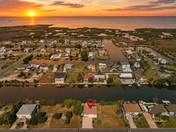 3347 OLEANDER DR, Hernando Beach, FL 34607