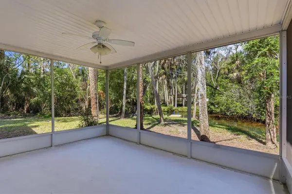 6244 COLONY CIR, Weeki Wachee, FL 34607