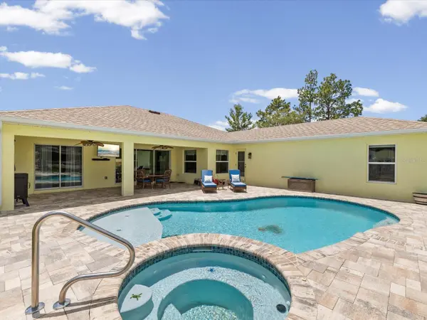 11051 MIRAGE AVE, Weeki Wachee, FL 34614