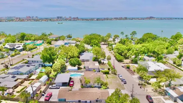 411 PLEASANT ST, Clearwater, FL 33755