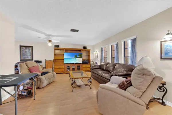 1007 22ND AVE W, Palmetto, FL 34221