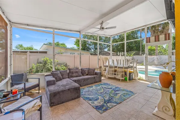 7300 11TH AVE N, St Petersburg, FL 33710