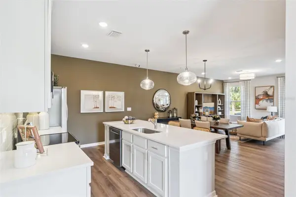 2291 RED PINE CT, Eustis, FL 32726