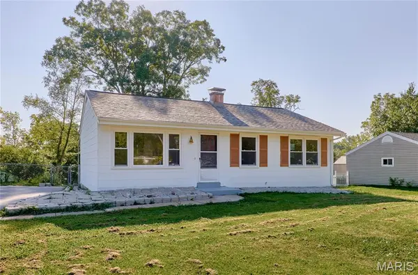 228 Newton PL, Ballwin, MO 63021