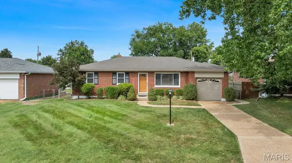 10711 Gail CT, St Louis, MO 63123