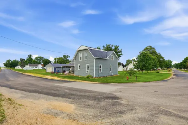 199 5th ST, Calamus, IA 52729