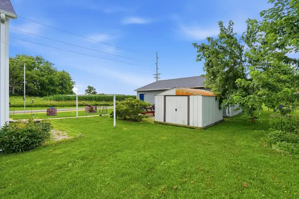 199 5th ST, Calamus, IA 52729