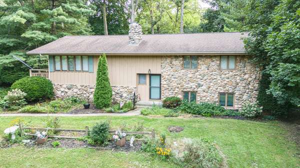 7901 Louella DR, Roscoe, IL 61073