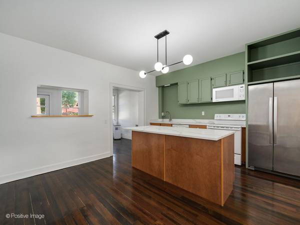 11334 S Saint Lawrence AVE, Chicago, IL 60628