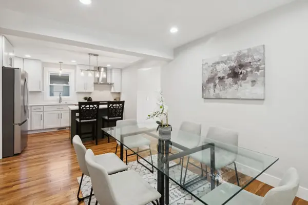 3737 N Cumberland AVE, Chicago, IL 60634