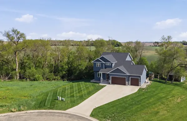 544 Leonard ST, Hawley, MN 56549