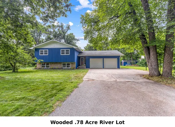 7407 Elm CT, Horace, ND 58047
