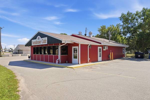 409 US-71 W, Clarissa, MN 56440