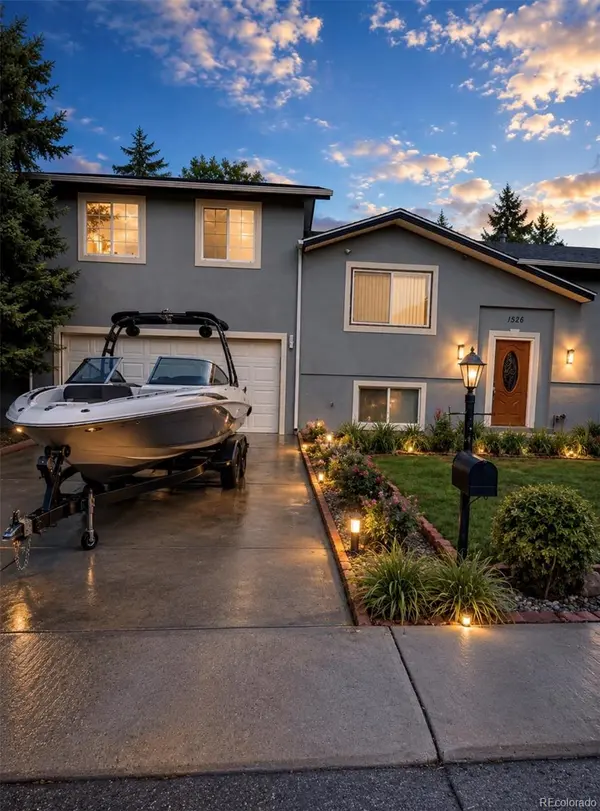 1526 S Ursula CT, Aurora, CO 80012