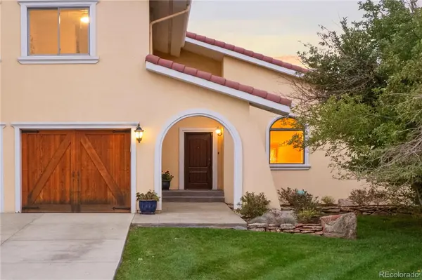 390 Suffolk LN, Castle Rock, CO 80108