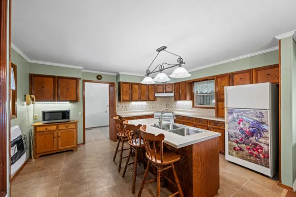 8932 Mount Carmel Rd, Decaturville, TN 38329