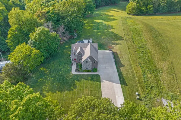 317 Alonzo Pl, Cunningham, TN 37052
