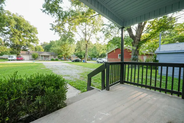 204 Locust St, Manchester, TN 37355