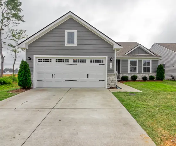 430 Saddleview Dr, White House, TN 37188