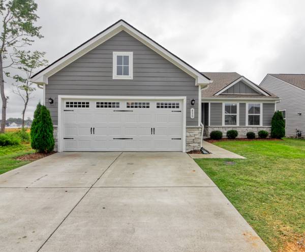 430 Saddleview Dr, White House, TN 37188