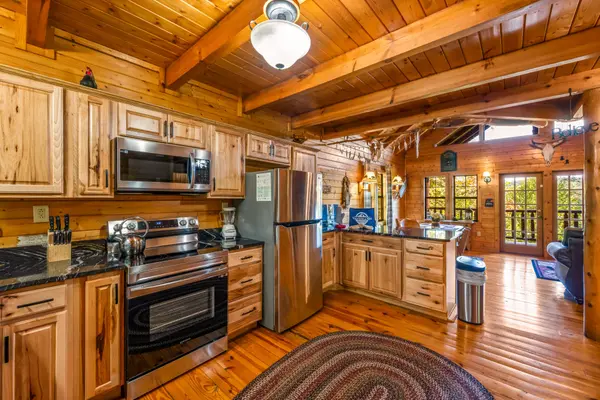 4154 Evans Chapel Rd, Sevierville, TN 37876