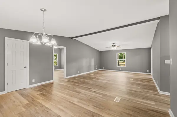 2904 Gause Rd, Pleasant View, TN 37146