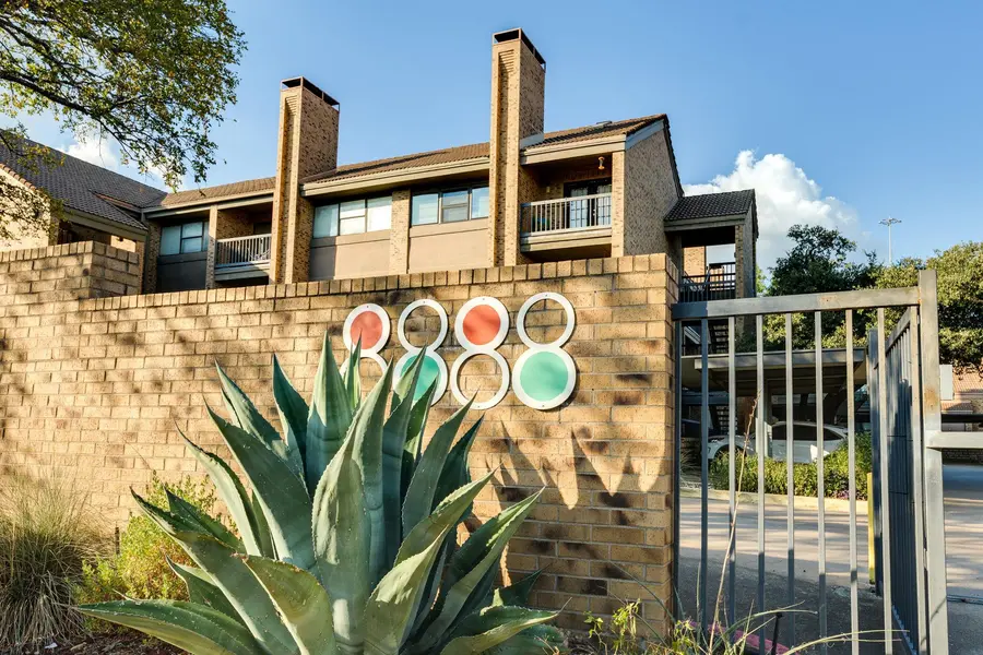 8888 Tallwood DR #2102, Austin, TX 78759