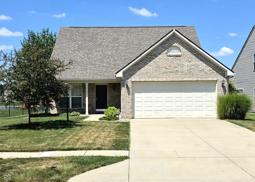 5230 Twin Bridge BLVD, Indianapolis, IN 46239