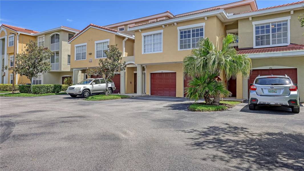 5551 BENTGRASS DR #11-117, Sarasota, FL 34235