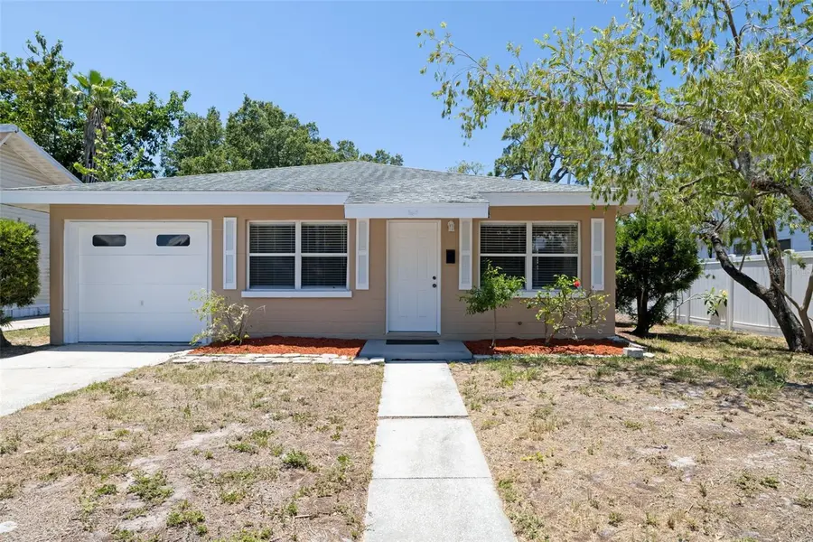 808 26TH ST W, Bradenton, FL 34205