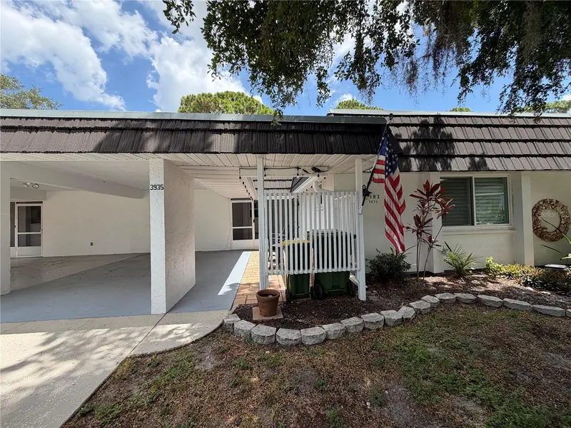 3935 PANOLA LN #183, Sarasota, FL 34232